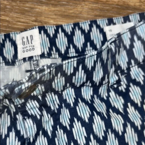 Gap woman’s shorts Stylish Blue and White size 10 - Picture 3 of 10